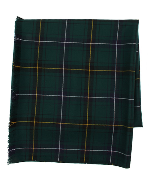 SHIPS JET BLUE（シップスジェットブルー）の「JOHN SCOTT(ジョン スコット): 大判 スクエア/マフラー(ストール)（マフラー・メンズ・レッド/イエロー/オリーブ・ONE SIZE）」の2枚目の写真