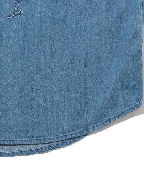 Levi's（リーバイス）の「OVERSIZE BARSTOW WESTERN RED CAST STONE（シャツ/ブラウス・メンズ・インディゴブルー・S/M/L/XL）」の6枚目の写真