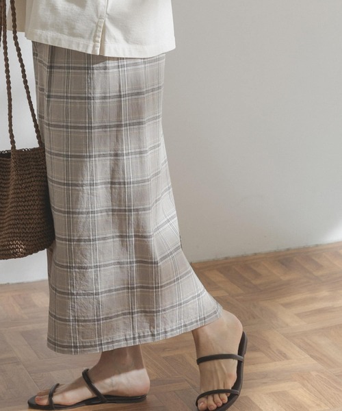 FORK&SPOON（フォークアンドスプーン）の「FORK&SPOON　コットンリネンストレートスカート（スカート・レディース・ブラウン/ベージュ系その他・1/2）」の19枚目の写真