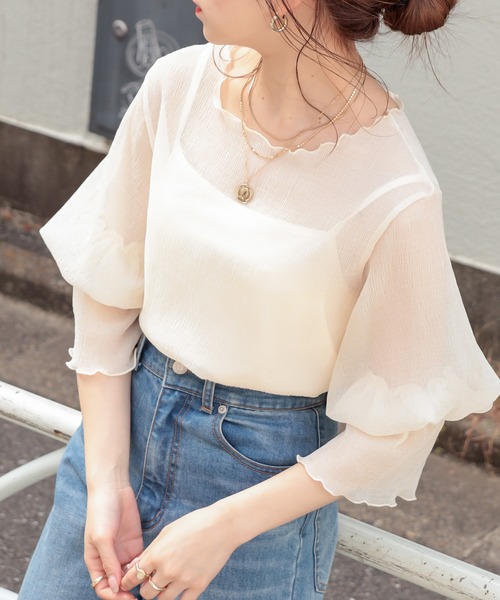 Chico（チコ）の「【Web限定】5分袖キャミ付きシアーメロウトップス（シャツ/ブラウス・レディース・パープル/ピンク/アイボリー/ブラック・FREE）」の2枚目の写真