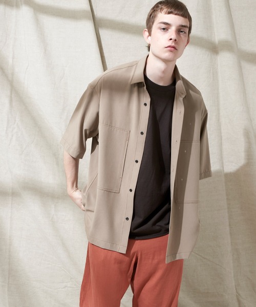 EMMA CLOTHES（エマクローズ）の「ブライトポプリン リラックス オーバーサイズ 鬼ステッチビッグWポケットレギュラーカラーCPOシャツ EMMA CLOTHES（シャツ/ブラウス・メンズ・ブラウン/ベージュ/ブラック/ライラック/グレイッシュベージュ/グレイッシュブルー/キナリ/ベージュ系その他・M/L）」の4枚目の写真