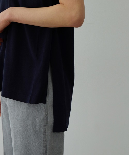 SALON adam et rope'（サロン アダム エ ロペ）の「SMART ICEノースリーブニット（ニット/セーター・レディース・パープル/ネイビー/ブルー系その他4・FREE）」の12枚目の写真