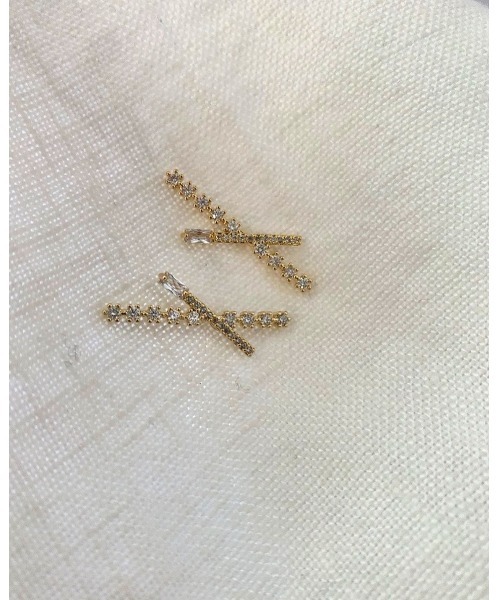 mou(モウ)の「クロスストーンスティックピアス(ピアス(両耳用)・レディース・ゴールド・FREE)」の1枚目の写真