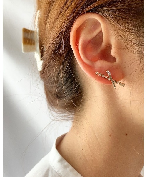 mou(モウ)の「クロスストーンスティックピアス(ピアス(両耳用)・レディース・ゴールド・FREE)」の4枚目の写真