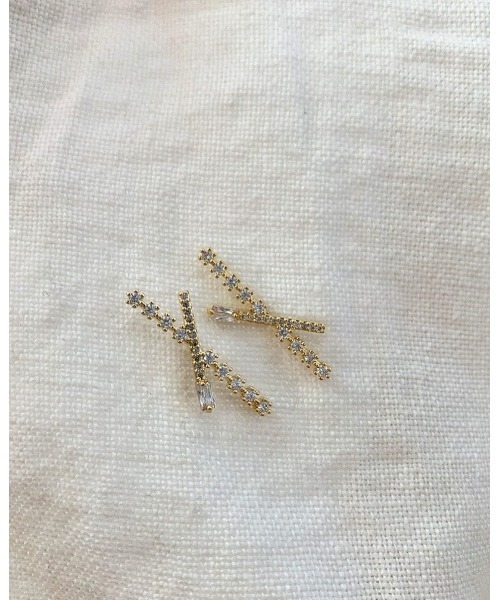 mou(モウ)の「クロスストーンスティックピアス(ピアス(両耳用)・レディース・ゴールド・FREE)」の8枚目の写真