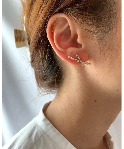 mou(モウ)の「クロスストーンスティックピアス(ピアス(両耳用)・レディース・ゴールド・FREE)」の2枚目の写真