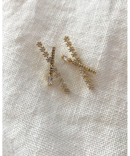 mou(モウ)の「クロスストーンスティックピアス(ピアス(両耳用)・レディース・ゴールド・FREE)」の5枚目の写真