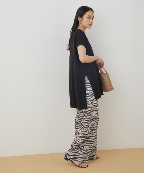 ADAM ET ROPE'(アダムエロペ)の「【セットアップ対応】ストローヤーンニットプルオーバー(ニット/セーター・レディース・ブラック/ベージュ系その他・FREE)」の8枚目の写真