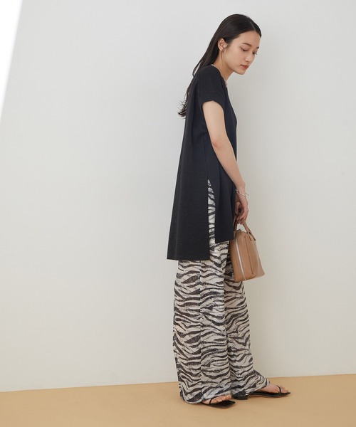 ADAM ET ROPE'(アダムエロペ)の「【セットアップ対応】ストローヤーンニットプルオーバー(ニット/セーター・レディース・ブラック/ベージュ系その他・FREE)」の18枚目の写真