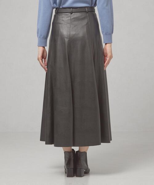 THE STATION STORE（ザ ステーション ストア）の「＜ma couleur（マ クルール）＞フェイクレザー フレア ロングスカート（スカート・レディース・ブラック/ケリー・S/M）」の14枚目の写真