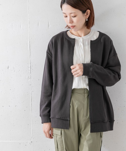 URBAN RESEARCH Sonny Label(アーバンリサーチサニーレーベル)の「オーバースウェットカーディガン(カーディガン/ボレロ・レディース・グレー系その他/ピンク/カーキ/スミクロ・FREE)」の2枚目の写真