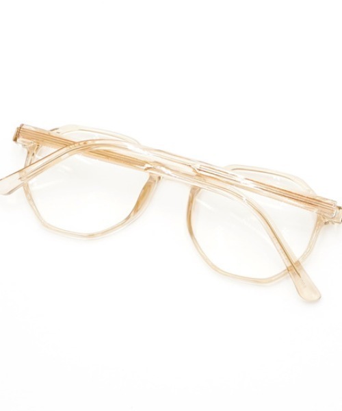 flower(フラワー)の「クラシッククリアグラス(サングラス・レディース・ベージュ/カーキ・FREE)」の16枚目の写真