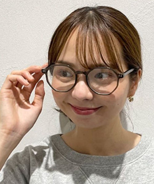 flower(フラワー)の「クラシッククリアグラス(サングラス・レディース・ベージュ/カーキ・FREE)」の19枚目の写真