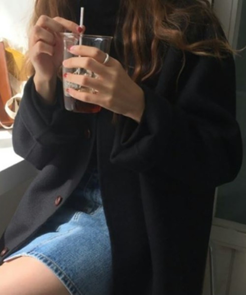 emi+(エミプラス)の「BIGシルエット フロントボタンショートコート(ピーコート・レディース・ブラック/キャメル/ベージュ/グレー・S/M/L)」の19枚目の写真