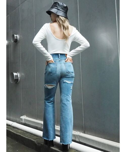 EVRIS（エヴリス）の「ワイドバックオープントップス（Tシャツ/カットソー・レディース・ブルー/ホワイト/ブラック/ベージュ・FREE）」の8枚目の写真