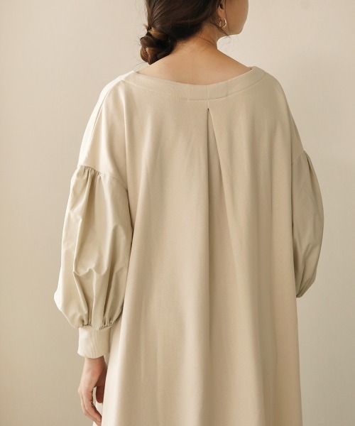 Bou Jeloud（ブージュルード）の「ボリューム袖ロングワンピース（ワンピース・レディース・チャコールグレー/ブラック/モカ/ホワイト系その他・38/TL）」の22枚目の写真