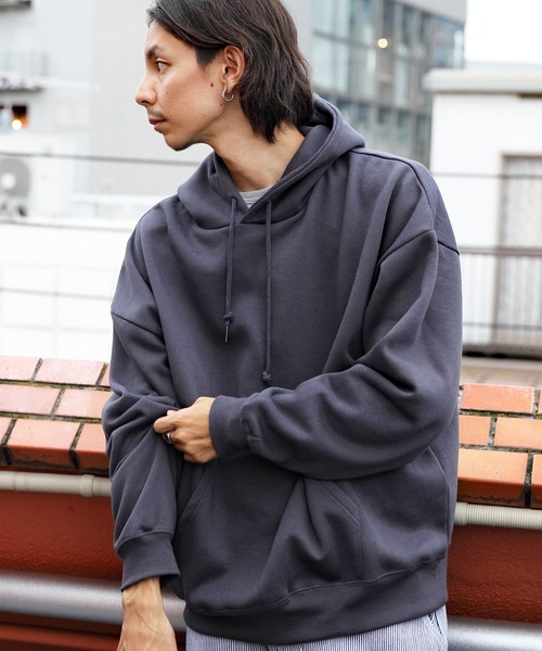 ８(eight)（エイト）の「裏起毛ビッグパーカー（パーカー・メンズ・グレイッシュベージュ/ネイビー/アイボリー/オリーブ/カーキ/ブラック/オートミール/ダークグレー/ベージュ/杢グレー/インディゴブルー/ブラウン・LARGE/MEDIUM/SMALL/X-LARGE/XX-LARGE）」の4枚目の写真