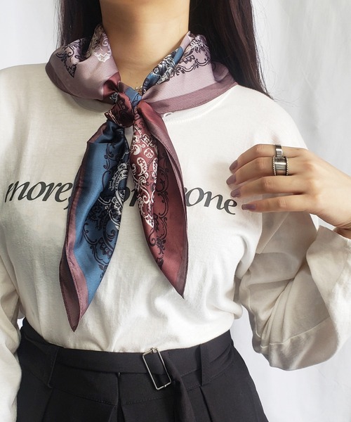 me+em select（ミームセレクト）の「シルクライクペイズリースカーフ（バンダナ/スカーフ・レディース・ブラウン/グリーン/ブルー・FREE）」の3枚目の写真