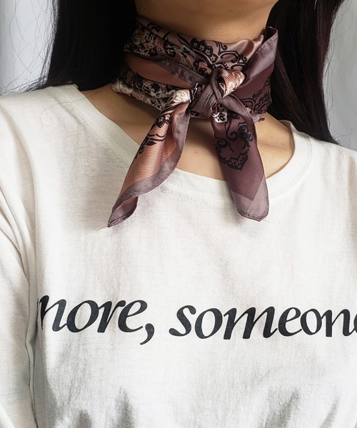 me+em select（ミームセレクト）の「シルクライクペイズリースカーフ（バンダナ/スカーフ・レディース・ブラウン/グリーン/ブルー・FREE）」の8枚目の写真