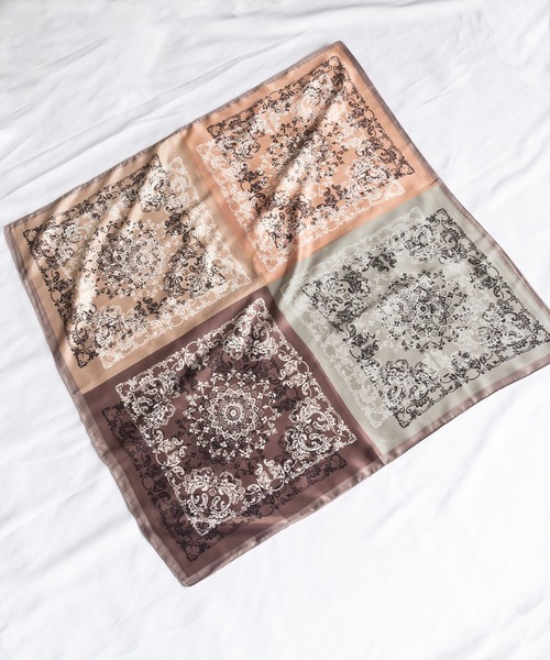 me+em select（ミームセレクト）の「シルクライクペイズリースカーフ（バンダナ/スカーフ・レディース・ブラウン/グリーン/ブルー・FREE）」の17枚目の写真