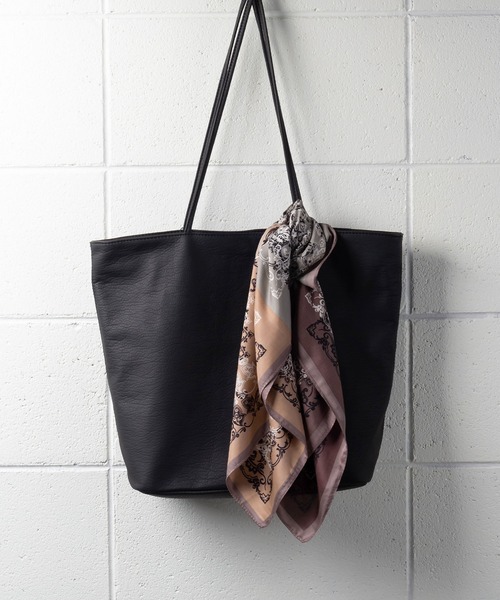 me+em select（ミームセレクト）の「シルクライクペイズリースカーフ（バンダナ/スカーフ・レディース・ブラウン/グリーン/ブルー・FREE）」の13枚目の写真