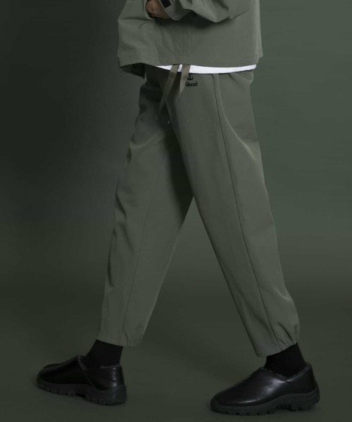 Uiscel（ユイセル）の「Uiscel　撥水ジョガーパンツ（その他パンツ・メンズ・ブラック/カーキ・ONE）」の11枚目の写真