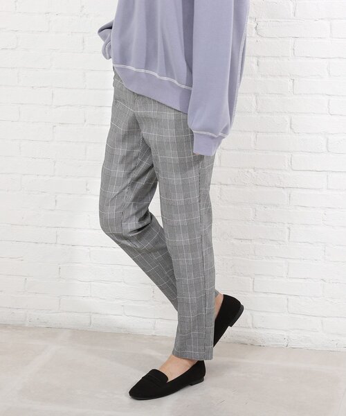 SHOO・LA・RUE(シューラルー)の「◆【SS-4L】なめらかストレッチスティックパンツ(その他パンツ・レディース・ライトグレー/ブラック/ベージュ/ピンク系/グレー系その他2・10/01/04/05/06/02/03)」の4枚目の写真