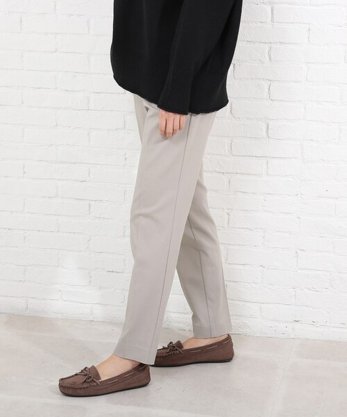 SHOO・LA・RUE(シューラルー)の「◆【SS-4L】なめらかストレッチスティックパンツ(その他パンツ・レディース・ライトグレー/ブラック/ベージュ/ピンク系/グレー系その他2・10/01/04/05/06/02/03)」の3枚目の写真
