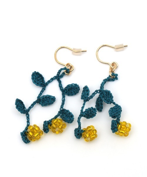 チチカカ（チチカカ）の「刺繍ビーズピアス（ピアス（両耳用）・レディース・ベージュ/ブルー/グリーン・FREE）」の7枚目の写真