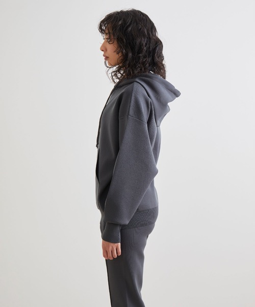 NERGY（ナージー）の「【動けるニット】リブパーカー（ニット/セーター・レディース・チャコールグレー/オフホワイト/ミント・FREE）」の11枚目の写真