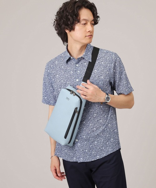 TAKEO KIKUCHI（タケオキクチ）の「【撥水】ライトウェイト ボディバッグ（ボディバッグ/ウエストポーチ・メンズ・ライトブルー/ブラック/ネイビー/ダークネイビー/ブラック系4/ブラック系・00）」の17枚目の写真