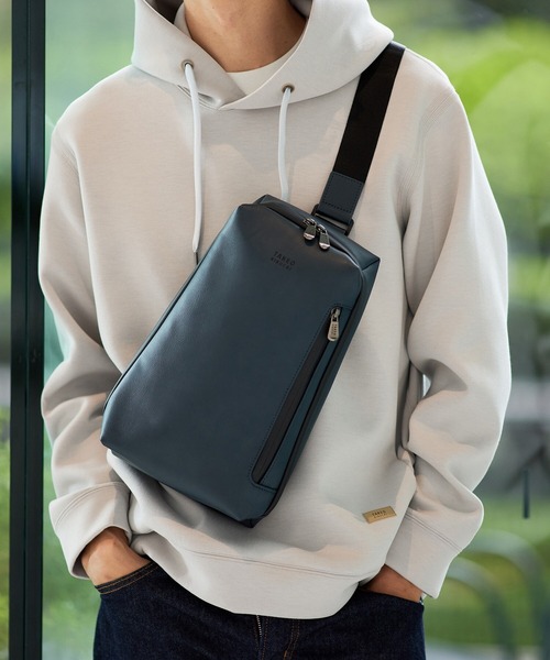 TAKEO KIKUCHI（タケオキクチ）の「【撥水】ライトウェイト ボディ