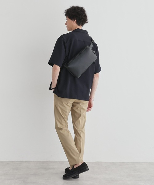 未使用級　TAKEO KIKUCHI ボディバッグ　撥水　止水ジップ タケオキクチ TAKEO KIKUCHI 撥水 ライトウェイト ボディバッグ