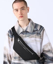 Calvin Klein（カルバン・クライン）の「CLASSIC REPREVE ボディバッグ（ボディバッグ/ウエストポーチ・メンズ）」