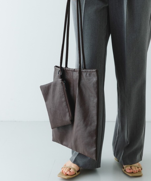 RODE SKO（ロデスコ）の「ウォッシャブルコンパクトトートバッグ（トートバッグ・レディース・ブラック/ホワイト/シルバー/ブラウン系その他/ダークブラウン/オリーブ・ONE）」の9枚目の写真