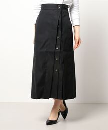 シャークスキンタックスカート