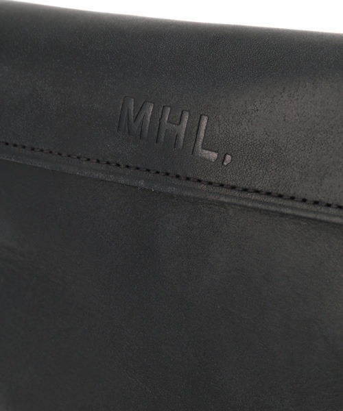 MHL.（エムエイチエル）の「TOUGH LEATHER（ショルダーバッグ・レディース・ブラック/オリーブドラブ・FREE）」の12枚目の写真