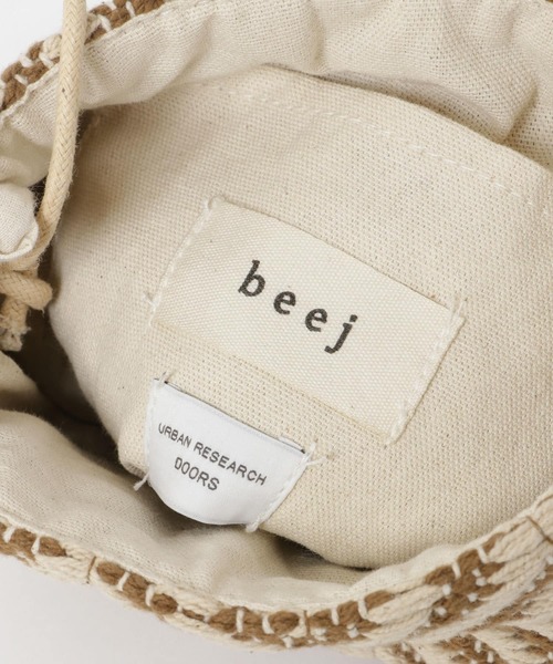 URBAN RESEARCH DOORS（アーバンリサーチドアーズ）の「『別注』beej×DOORS　ジオメトリックサコッシュ（ショルダーバッグ・レディース・ホワイト/ブラウン・ONE）」の10枚目の写真