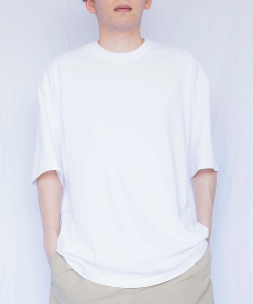 United Athle(ユナイテッドアスレ)の「9.1オンス マグナムウェイト ビッグシルエット Tシャツ 441101(Tシャツ/カットソー・メンズ・ホワイト/ライトグレー/ブラック・X-LARGE/LARGE/MEDIUM)」の1枚目の写真