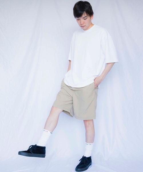 United Athle(ユナイテッドアスレ)の「9.1オンス マグナムウェイト ビッグシルエット Tシャツ 441101(Tシャツ/カットソー・メンズ・ホワイト/ライトグレー/ブラック・X-LARGE/LARGE/MEDIUM)」の15枚目の写真
