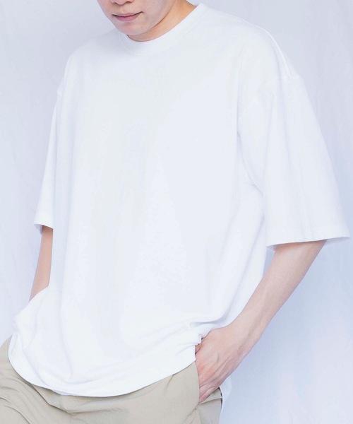 United Athle(ユナイテッドアスレ)の「9.1オンス マグナムウェイト ビッグシルエット Tシャツ 441101(Tシャツ/カットソー・メンズ・ホワイト/ライトグレー/ブラック・X-LARGE/LARGE/MEDIUM)」の7枚目の写真