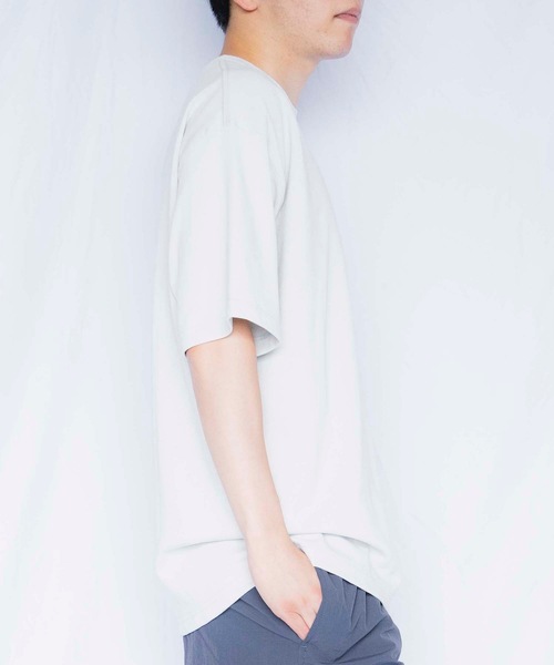 United Athle(ユナイテッドアスレ)の「9.1オンス マグナムウェイト ビッグシルエット Tシャツ 441101(Tシャツ/カットソー・メンズ・ホワイト/ライトグレー/ブラック・X-LARGE/LARGE/MEDIUM)」の14枚目の写真