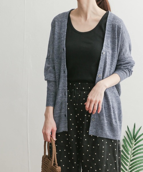 URBAN RESEARCH DOORS(アーバンリサーチドアーズ)の「リネンカーディガン(カーディガン/ボレロ・レディース・ベージュ/ネイビー/グリーン・MEDIUM)」の4枚目の写真