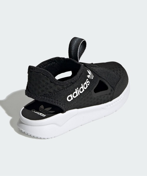 adidas（アディダス）の「360 サンダル [360 Sandals] アディダスオリジナルス (キッズ/子供用)（サンダル・キッズ・ブラック×ホワイト・17.0cm/18.0cm/19.0cm/20.0cm/21.0cm）」の6枚目の写真