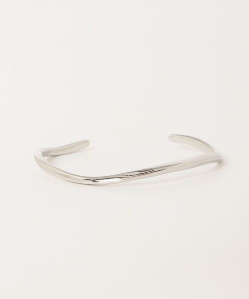 COLOR TOKYO ACCESSORIES(カラートウキョウアクセサリー)の「ウェーブシンプルバングル(バングル/リストバンド・レディース・Silver/GOLD ・FREE)」の5枚目の写真