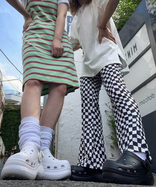 WEGO（ウィゴー）の「WEGO/ボリュームサンダル（サンダル・レディース・ブラック/ホワイト・MEDIUM/LARGE）」の3枚目の写真