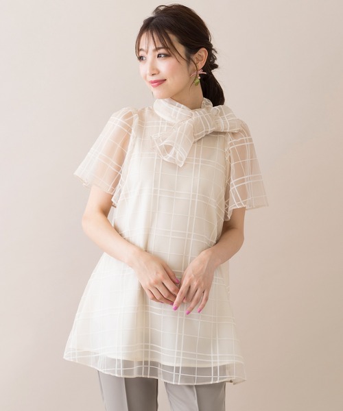 Rose Tiara（ローズティアラ）の「フロッキーチェックバックリボンブラウス（シャツ/ブラウス・レディース・ベージュ/ブラック・42/46/38）」の5枚目の写真