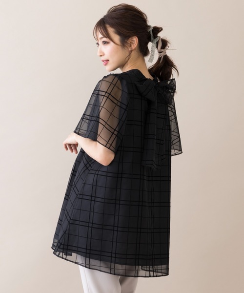 Rose Tiara（ローズティアラ）の「フロッキーチェックバックリボンブラウス（シャツ/ブラウス・レディース・ベージュ/ブラック・42/46/38）」の6枚目の写真