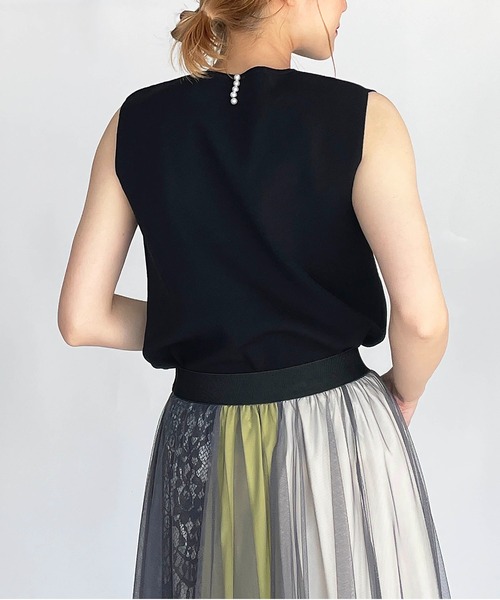 PICCIN(ピッチン)の「パール付き総針ニットタンクトップ(ニット/セーター・レディース・ブラック/ローズ/グレイッシュベージュ/ブルー・M)」の20枚目の写真