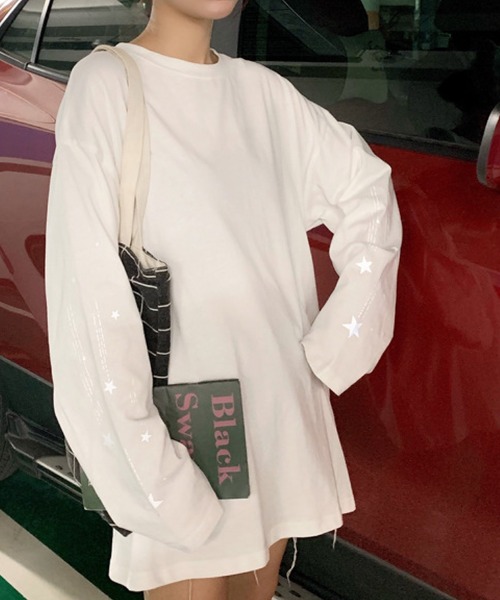 meJane（ミージェーン）の「リフレクターshooting starプリントロングTシャツ（Tシャツ/カットソー・レディース・ホワイト/ブラック・FREE）」の7枚目の写真